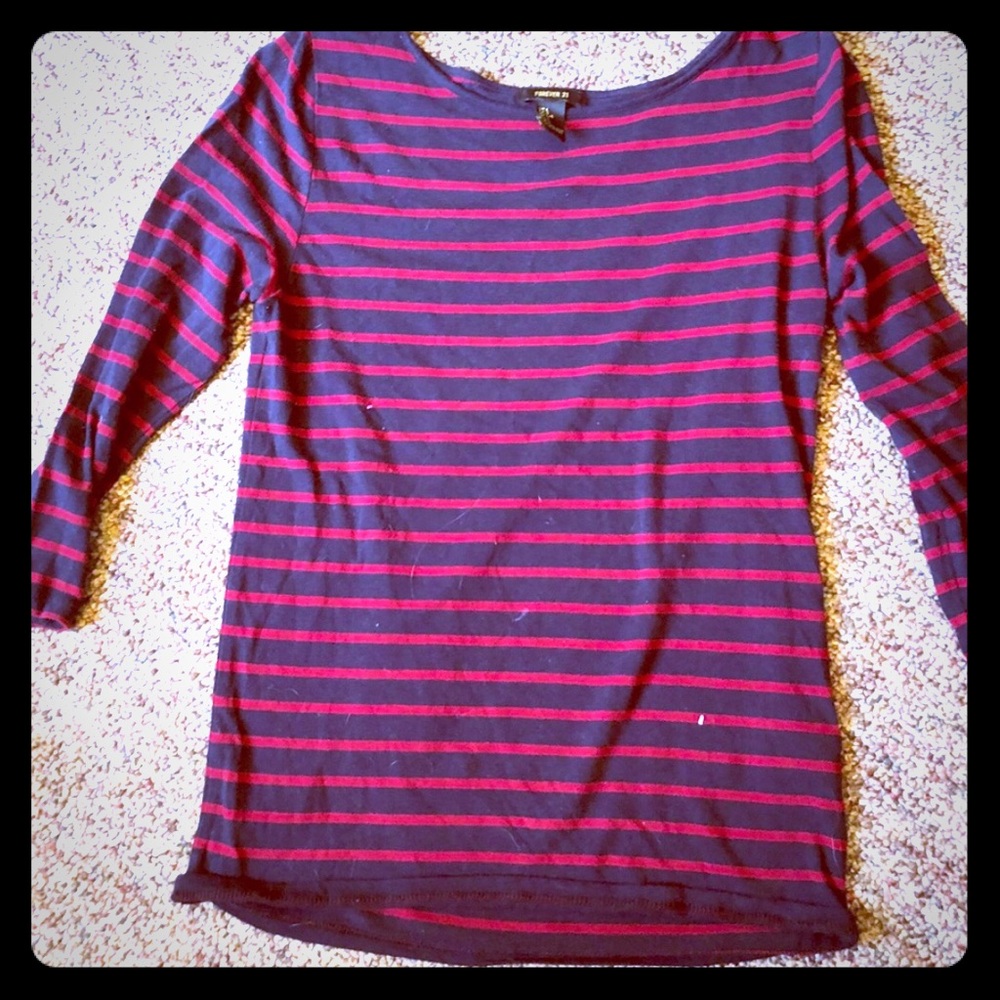 HP🔥 Forever 21 3/4 Length Navy & Red Striped Top